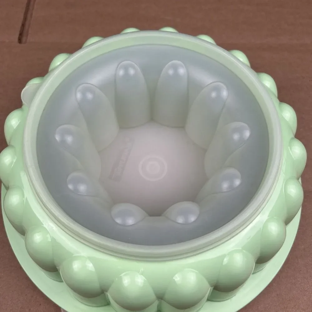 VINTAGE 3 PIECE TUPPERWARE JELLO MOLD ICE RING MINT GREEN.  1202, 1201, 1203